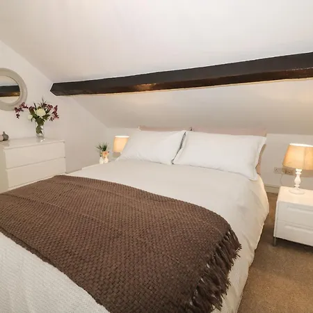 Potter Hill * Pickering