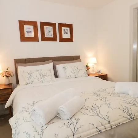 Potter Hill Pickering